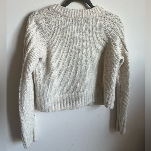 Old Navy Cream Cable Knit Cardigan - Picture 6 of 8